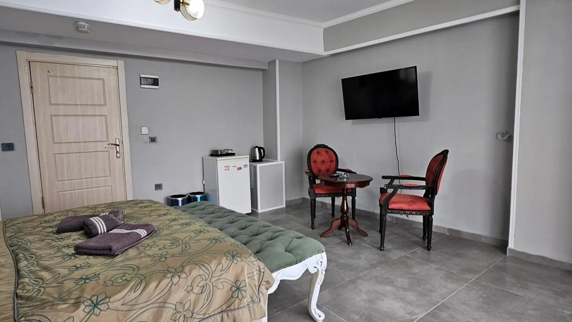 Hotell Bude Ortakoey Istanbul