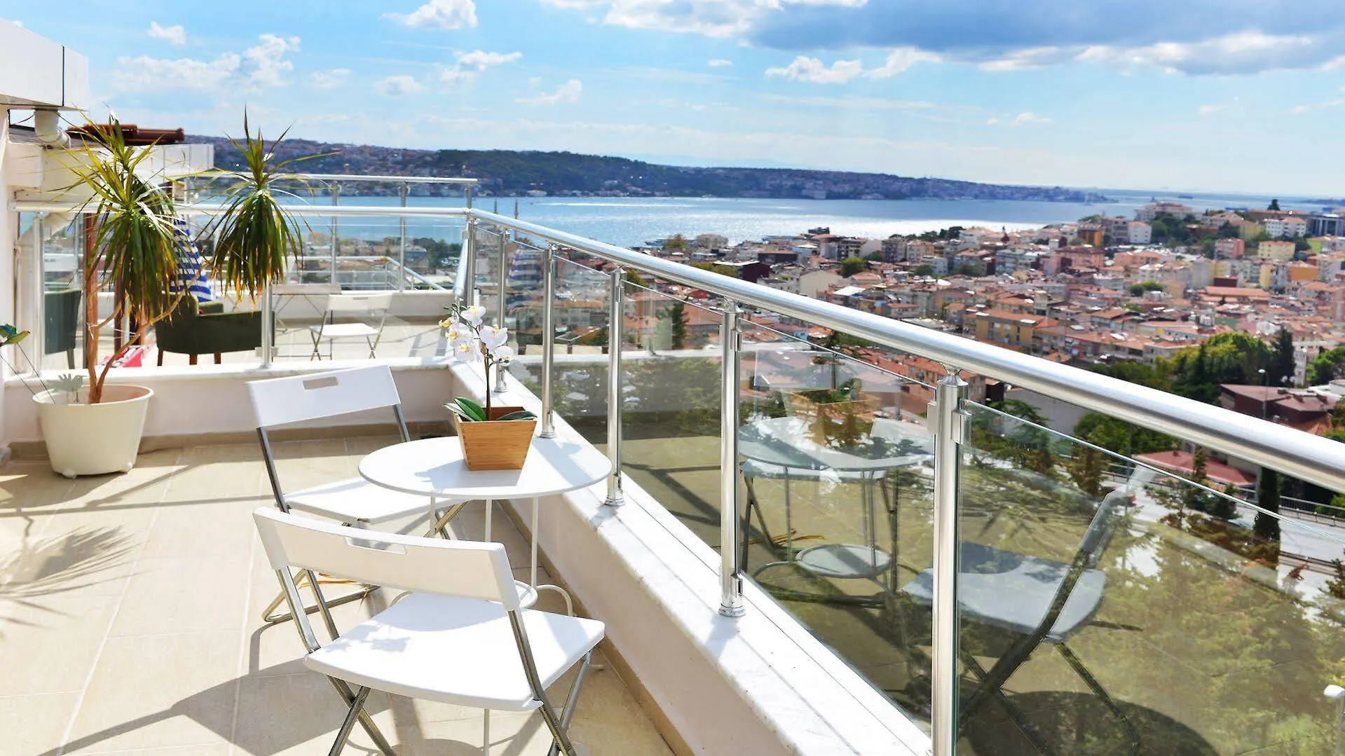 Hotell Bude Ortakoey Istanbul Turkiet